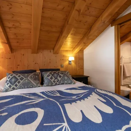 Folettes 4ch Jardin Vue Cheminee Jacuzzi Alpstuga Chamonix