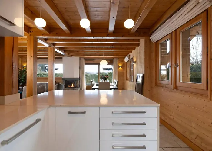 Chalet Folettes 4ch Jardin Vue Cheminee Jacuzzi